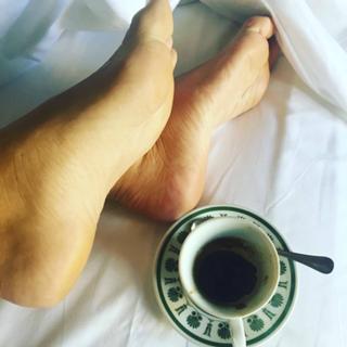 Veronica Maya feet photo thumbnail