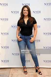 Ashley Graham feet photo thumbnail