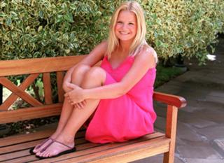 Kerry Katona feet photo thumbnail