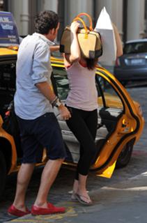 Leighton Meester feet photo thumbnail