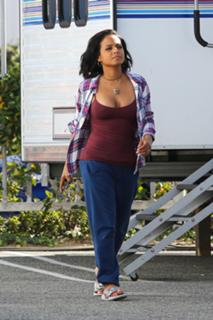 Christina Milian feet photo thumbnail