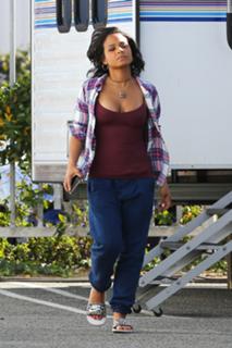 Christina Milian feet photo thumbnail