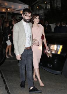 Mary Elizabeth Winstead feet photo thumbnail