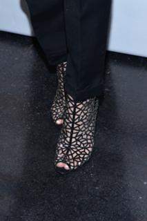 Alexandra Daddario feet photo thumbnail