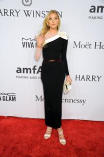 Elsa Hosk feet photo thumbnail