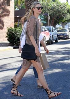 Maria Sharapova feet photo thumbnail
