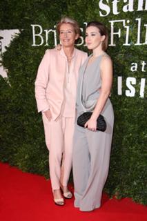 Emma Thompson feet photo thumbnail