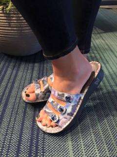 Kerstin Lindquist feet photo thumbnail
