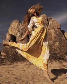 Doutzen Kroes feet photo thumbnail