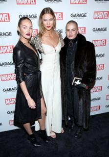 Karlie Kloss feet photo thumbnail