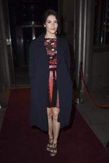 Gemma Arterton feet photo thumbnail