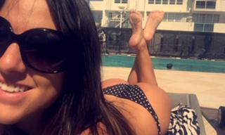 Claudia Romani feet photo thumbnail