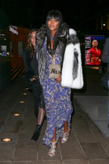 Naomi Campbell feet photo thumbnail