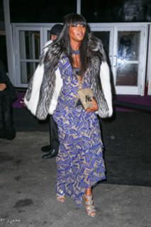 Naomi Campbell feet photo thumbnail
