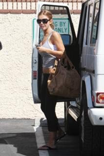 Audrina Patridge feet photo thumbnail