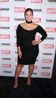 Ashley Graham feet photo thumbnail