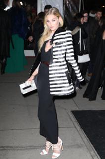 Elsa Hosk feet photo thumbnail