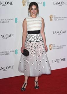 Emilia Clarke feet photo thumbnail