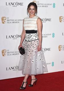 Emilia Clarke feet photo thumbnail