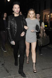 Perrie Edwards feet photo thumbnail