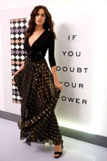 Irina Shayk feet photo thumbnail