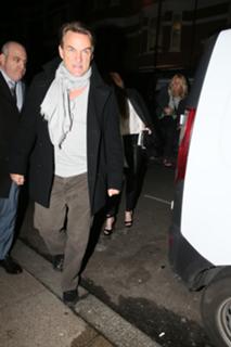 Julianne Moore feet photo thumbnail