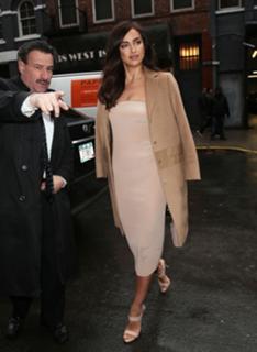 Irina Shayk feet photo thumbnail