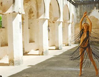 Erin Heatherton feet photo thumbnail