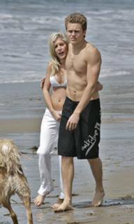 Heidi Montag feet photo thumbnail