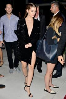 Barbara Palvin feet photo thumbnail