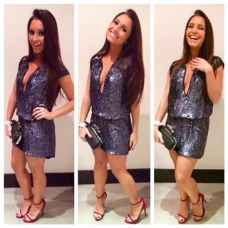 Carla Diaz feet photo thumbnail