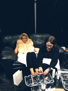 Ellie Goulding feet photo thumbnail