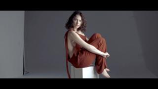 Lily James feet photo thumbnail