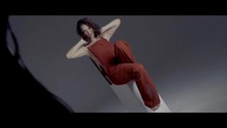 Lily James feet photo thumbnail