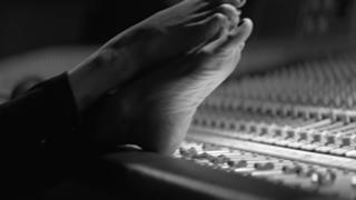 Penélope Cruz feet photo thumbnail