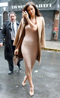 Irina Shayk feet photo thumbnail