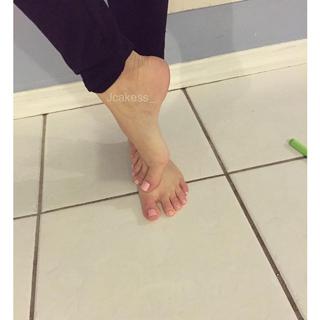 Jenelle Jcakess feet photo thumbnail