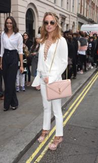 Kimberley Garner feet photo thumbnail