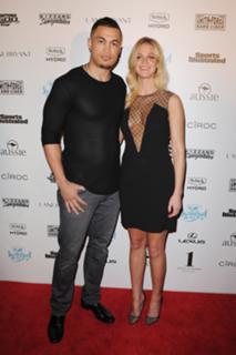 Erin Heatherton feet photo thumbnail