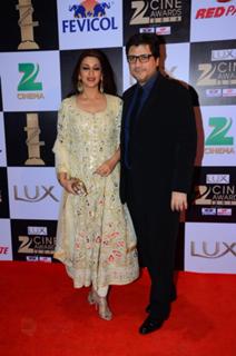 Sonali Bendre feet photo thumbnail
