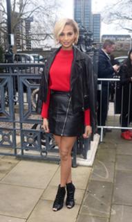 Alesha Dixon feet photo thumbnail