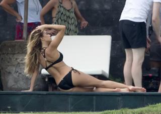 Sylvie Meis feet photo thumbnail