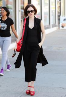 Lily Collins feet photo thumbnail