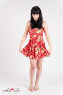 Bailey Jay feet photo thumbnail