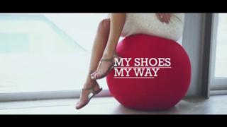 Belén Rodríguez feet photo thumbnail