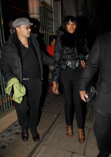 Naomi Campbell feet photo thumbnail