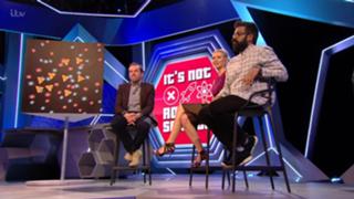 Rachel Riley feet photo thumbnail