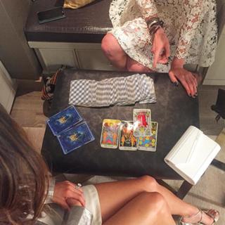 Jamie Chung feet photo thumbnail