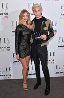 Rosie Huntington-Whiteley feet photo thumbnail