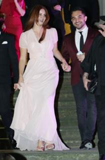 Lana Del Rey feet photo thumbnail